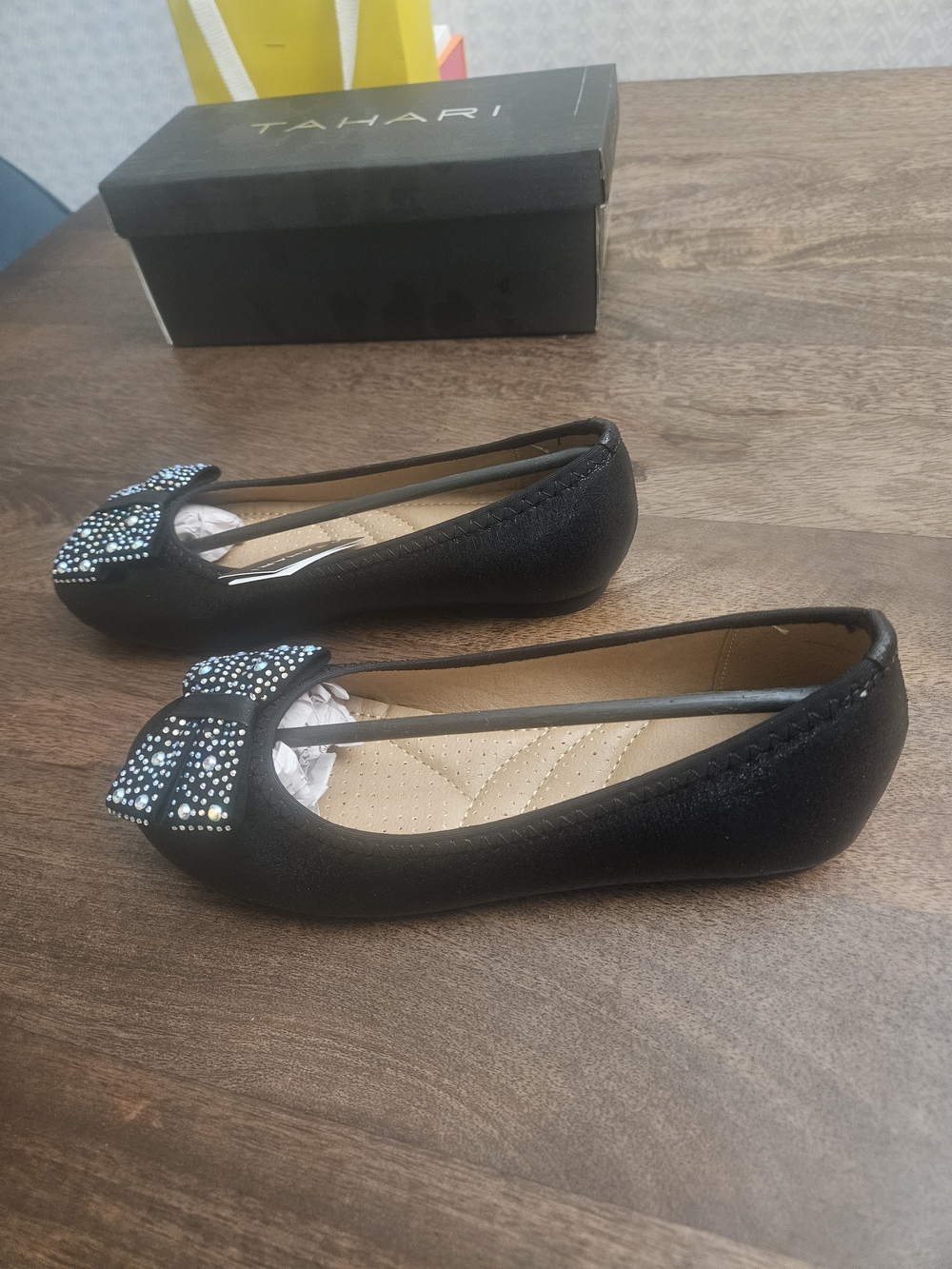 Tahari Girls Spicy Ballet Flat Black Rhinestone Bow Size 1 NWT